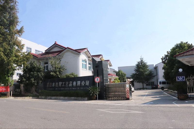 常熟市教育工藝品有限公司